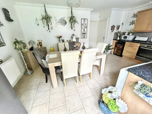 Photo 6- click for photo gallery
